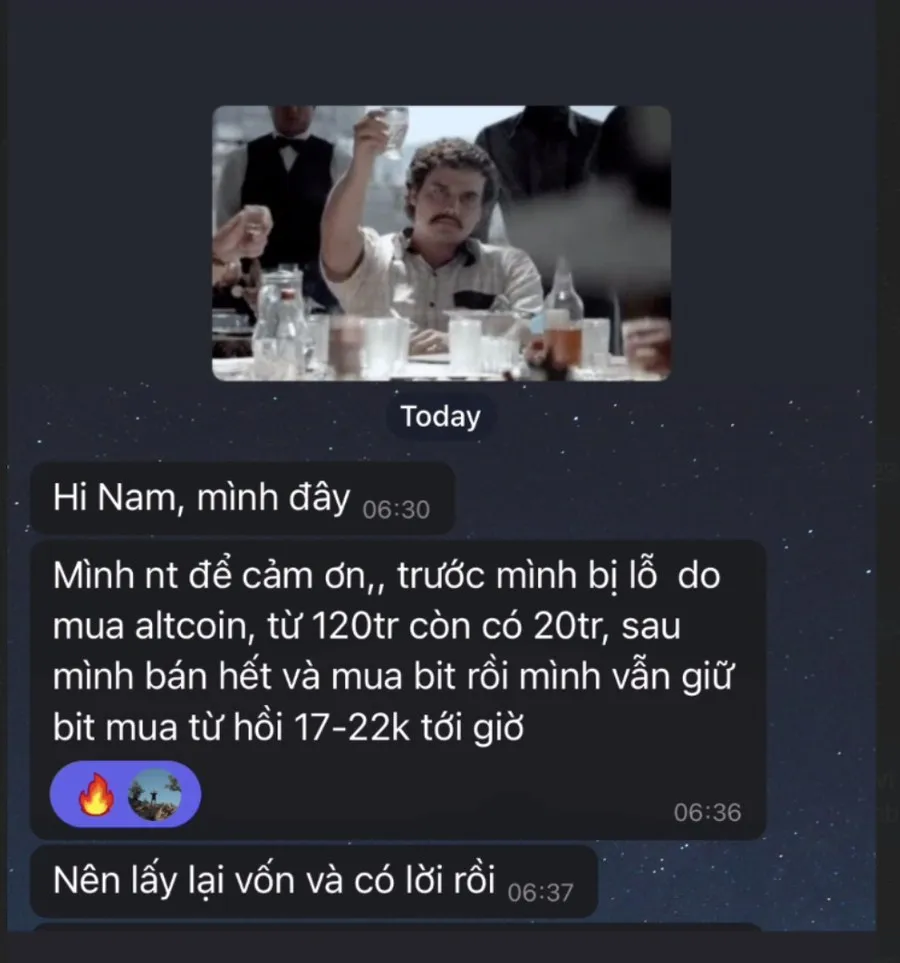 Tin nhắn một thành viên kể đã bán hết altcoin để chuyển sang Bitcoin và giữ tới giờ
